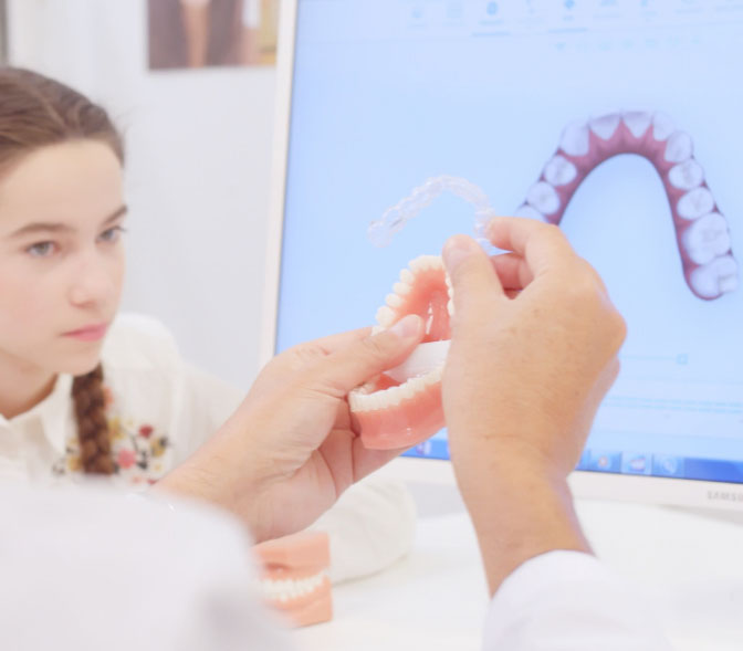 Invisalign, the invisible aligners for teenagers